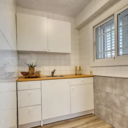 Costacabana - Abigail فيلة يوريت دي مار