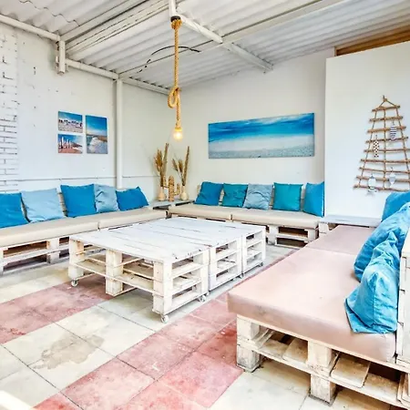 Costacabana - Abigail فيلة يوريت دي مار