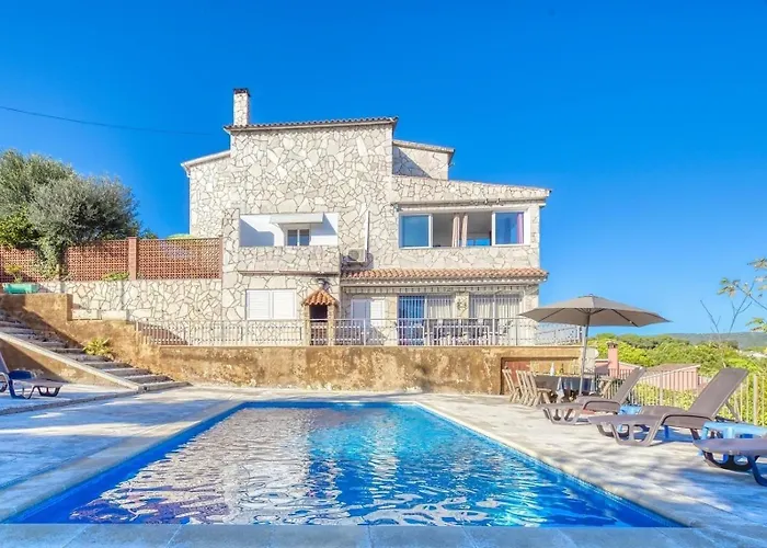 Costacabana - Abigail