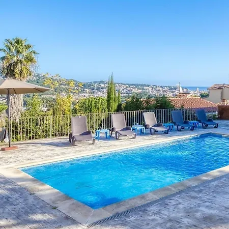 Villa Costacabana - Abigail Lloret de Mar